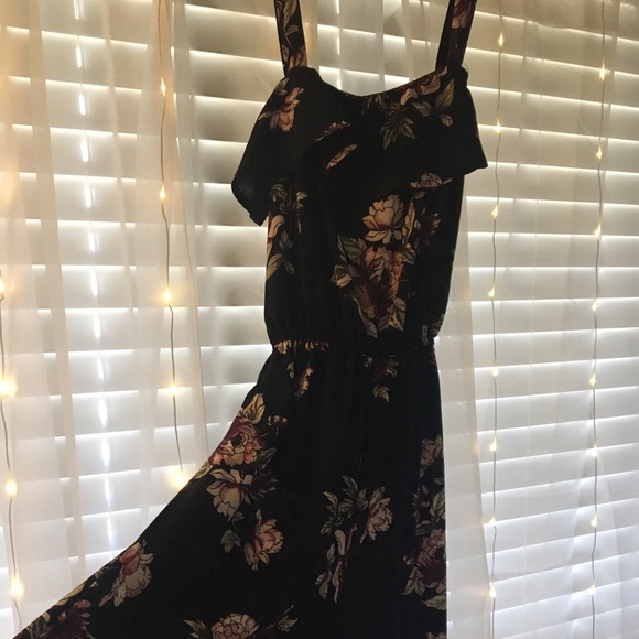 Rue21 Jumpsuit - Picture 5 of 6